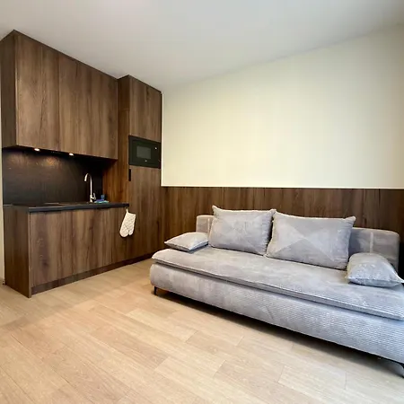 Madalinskiego Prime By Bookinghost Apartman
